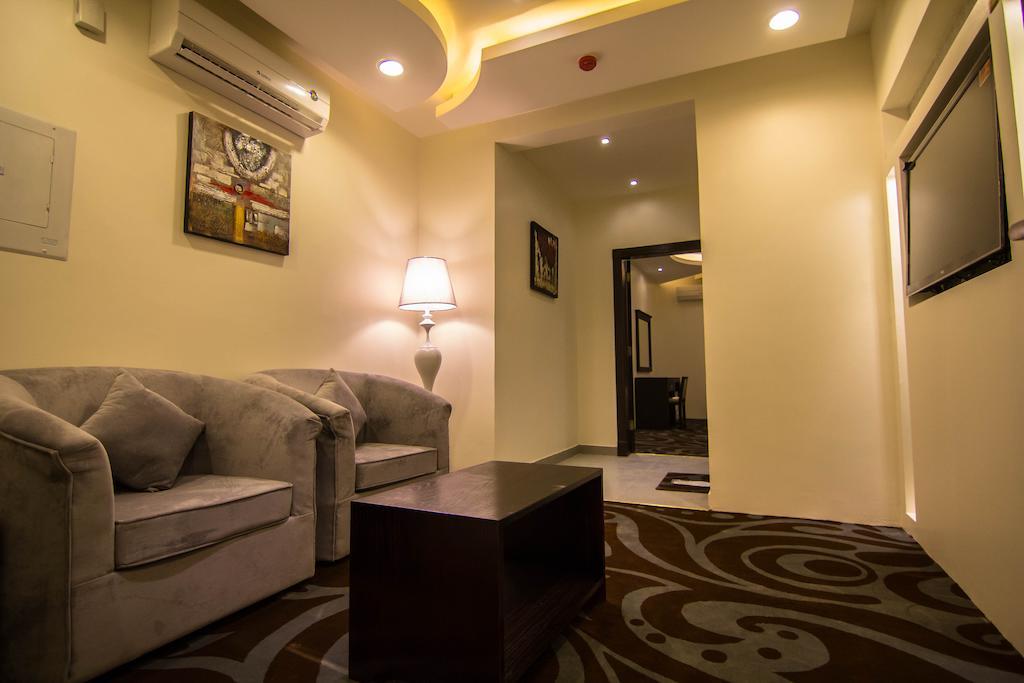 Rest Night Hotel Suites - Al Moroj Riyadh Phòng bức ảnh